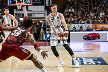 2024-05-29 - Virtus Segrafedo Bologna ’s Achille Polonara portrait in action - UMANA REYER VENEZIA VS VIRTUS SEGAFREDO BOLOGNA - ITALIAN SERIE A - BASKETBALL