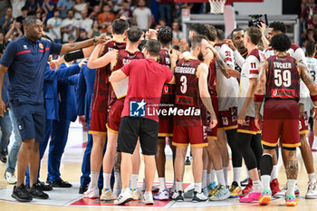 2024-05-29 - Umana Reyer Venezia celebrates a victory at the end of match - UMANA REYER VENEZIA VS VIRTUS SEGAFREDO BOLOGNA - ITALIAN SERIE A - BASKETBALL