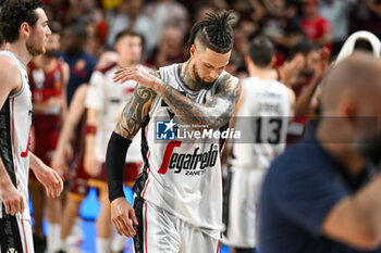 2024-05-29 - Virtus Segrafedo Bologna ’s Daniel Hackett shows his disappointment - UMANA REYER VENEZIA VS VIRTUS SEGAFREDO BOLOGNA - ITALIAN SERIE A - BASKETBALL