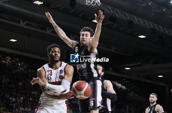 2024-05-26 - Jeff Brooks (Umana Reyer Venezia) in action thwarted by Alessandro Pajola (Segafredo Virtus Bologna) during the LBA italian A1 series basketball championship match 2 of the playoffs semifinals Segafredo Virtus Bologna Vs. Umana Reyer Venezia at Segafredo Arena, Bologna, Italy, May 26, 2024 - Photo: Michele Nucci - VIRTUS BOLOGNA VS REYER VENEZIA - ITALIAN SERIE A - BASKETBALL