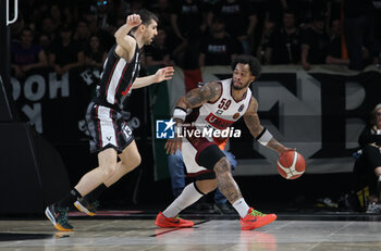 2024-05-26 - Rayjon Tucker (Umana Reyer Venezia) c\Ognjen Dobric (Segafredo Virtus Bologna) during the LBA italian A1 series basketball championship match 2 of the playoffs semifinals Segafredo Virtus Bologna Vs. Umana Reyer Venezia at Segafredo Arena, Bologna, Italy, May 26, 2024 - Photo: Michele Nucci - VIRTUS BOLOGNA VS REYER VENEZIA - ITALIAN SERIE A - BASKETBALL