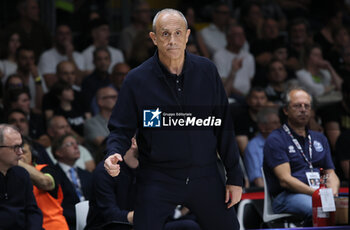 2024-06-06 - Ettore Messina (head coach of Milano) during race 1 of the playoffs final game of the LBA Italian basketball championship Segafredo Virtus Bologna vs EA7 Emporio Armani Olimpia Milano at Segafredo Arena, Bologna, Italy, June 06, 2024 - photo Michele Nucci - RACE 1 FINAL / VIRTUS SEGAFREDO BOLOGNA VS EA7 EMPORIO ARMANI MILANO - ITALIAN SERIE A - BASKETBALL