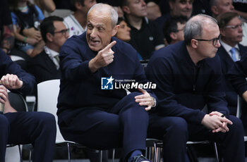 2024-06-06 - Ettore Messina (head coach of Milano) during race 1 of the playoffs final game of the LBA Italian basketball championship Segafredo Virtus Bologna vs EA7 Emporio Armani Olimpia Milano at Segafredo Arena, Bologna, Italy, June 06, 2024 - photo Michele Nucci - RACE 1 FINAL / VIRTUS SEGAFREDO BOLOGNA VS EA7 EMPORIO ARMANI MILANO - ITALIAN SERIE A - BASKETBALL