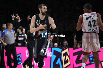 2024-06-06 - Tornike Shengelia (Bologna) during race 1 of the playoffs final game of the LBA Italian basketball championship Segafredo Virtus Bologna vs EA7 Emporio Armani Olimpia Milano at Segafredo Arena, Bologna, Italy, June 06, 2024 - photo Michele Nucci - RACE 1 FINAL / VIRTUS SEGAFREDO BOLOGNA VS EA7 EMPORIO ARMANI MILANO - ITALIAN SERIE A - BASKETBALL