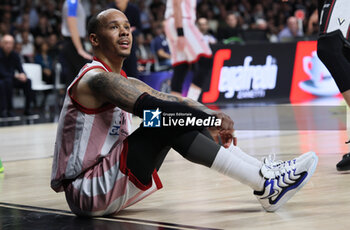 2024-06-06 - Shabazz Napier (Milano) during race 1 of the playoffs final game of the LBA Italian basketball championship Segafredo Virtus Bologna vs EA7 Emporio Armani Olimpia Milano at Segafredo Arena, Bologna, Italy, June 06, 2024 - photo Michele Nucci - RACE 1 FINAL / VIRTUS SEGAFREDO BOLOGNA VS EA7 EMPORIO ARMANI MILANO - ITALIAN SERIE A - BASKETBALL