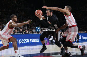 2024-06-06 - Marco Belinelli (Bologna) during race 1 of the playoffs final game of the LBA Italian basketball championship Segafredo Virtus Bologna vs EA7 Emporio Armani Olimpia Milano at Segafredo Arena, Bologna, Italy, June 06, 2024 - photo Michele Nucci - RACE 1 FINAL / VIRTUS SEGAFREDO BOLOGNA VS EA7 EMPORIO ARMANI MILANO - ITALIAN SERIE A - BASKETBALL