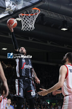 2024-06-06 - Daniel Hackett (Bologna) during race 1 of the playoffs final game of the LBA Italian basketball championship Segafredo Virtus Bologna vs EA7 Emporio Armani Olimpia Milano at Segafredo Arena, Bologna, Italy, June 06, 2024 - photo Michele Nucci - RACE 1 FINAL / VIRTUS SEGAFREDO BOLOGNA VS EA7 EMPORIO ARMANI MILANO - ITALIAN SERIE A - BASKETBALL