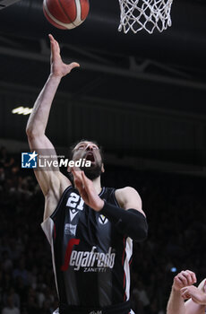 2024-06-06 - Tornike Shengelia (Bologna) during race 1 of the playoffs final game of the LBA Italian basketball championship Segafredo Virtus Bologna vs EA7 Emporio Armani Olimpia Milano at Segafredo Arena, Bologna, Italy, June 06, 2024 - photo Michele Nucci - RACE 1 FINAL / VIRTUS SEGAFREDO BOLOGNA VS EA7 EMPORIO ARMANI MILANO - ITALIAN SERIE A - BASKETBALL