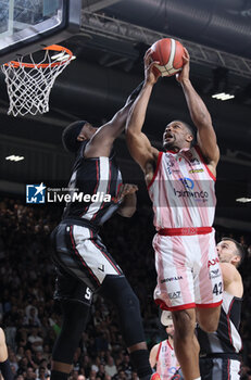 2024-06-08 - Kyle Hines (Milano) during race 2 of the playoffs final game of the LBA Italian basketball championship Segafredo Virtus Bologna vs EA7 Emporio Armani Olimpia Milano at Segafredo Arena, Bologna, Italy, June 08, 2024 - photo Michele Nucci - RACE 2 FINAL - VIRTUS SEGAFREDO BOLOGNA VS EA7 EMPORIO ARMANI MILANO - ITALIAN SERIE A - BASKETBALL