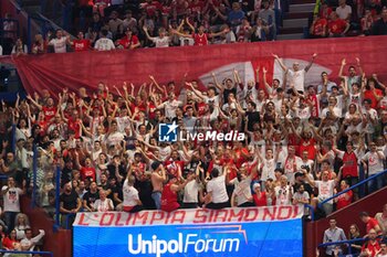 2024-06-11 - Supporters of EA7 Emporio Armani Olimpia Milano - GAME 3 FINAL - EA7 EMPORIO ARMANI MILANO VS VIRTUS SEGAFREDO BOLOGNA - ITALIAN SERIE A - BASKETBALL