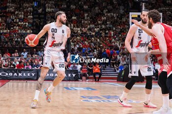 2024-06-11 - Isaia Cordinier (Virtus Segafredo Bologna) - GAME 3 FINAL - EA7 EMPORIO ARMANI MILANO VS VIRTUS SEGAFREDO BOLOGNA - ITALIAN SERIE A - BASKETBALL