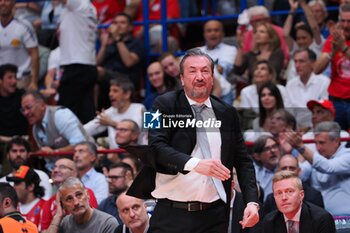 2024-06-11 - Luca Banchi, head coach Virtus Segafredo Bologna - GAME 3 FINAL - EA7 EMPORIO ARMANI MILANO VS VIRTUS SEGAFREDO BOLOGNA - ITALIAN SERIE A - BASKETBALL