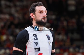 2024-06-11 - Marco Belinelli (Virtus Segafredo Bologna) - GAME 3 FINAL - EA7 EMPORIO ARMANI MILANO VS VIRTUS SEGAFREDO BOLOGNA - ITALIAN SERIE A - BASKETBALL