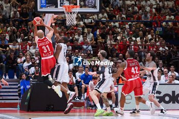 2024-06-13 - Shavon Shields (EA7 Emporio Armani Olimpia Milano) - GAME 4 FINAL - EA7 EMPORIO ARMANI MILANO VS VIRTUS SEGAFREDO BOLOGNA - ITALIAN SERIE A - BASKETBALL