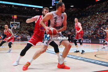 2024-06-13 - Ante Zizic (Virtus Segafredo Bologna) - GAME 4 FINAL - EA7 EMPORIO ARMANI MILANO VS VIRTUS SEGAFREDO BOLOGNA - ITALIAN SERIE A - BASKETBALL