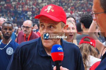 2024-06-13 - Ettore Messina, head coach EA7 Emporio Armani Olimpia Milano - GAME 4 FINAL - EA7 EMPORIO ARMANI MILANO VS VIRTUS SEGAFREDO BOLOGNA - ITALIAN SERIE A - BASKETBALL