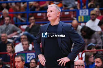 2024-10-06 - Nenad Markovic, head coach Banco di Sardegna Sassari - EA7 EMPORIO ARMANI MILANO VS BANCO DI SARDEGNA SASSARI - ITALIAN SERIE A - BASKETBALL