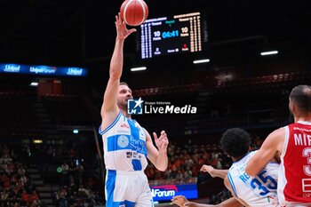 2024-10-06 - Miralem Halilovic (Banco di Sardegna Sassari) - EA7 EMPORIO ARMANI MILANO VS BANCO DI SARDEGNA SASSARI - ITALIAN SERIE A - BASKETBALL