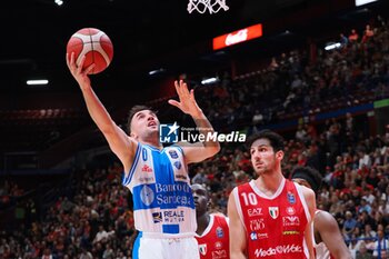 2024-10-06 - Alessandro Cappelletti (Banco di Sardegna Sassari) - EA7 EMPORIO ARMANI MILANO VS BANCO DI SARDEGNA SASSARI - ITALIAN SERIE A - BASKETBALL