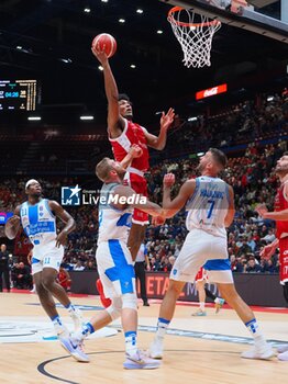 2024-10-06 - David McCormack (EA7 Emporio Armani Olimpia Milano) - EA7 EMPORIO ARMANI MILANO VS BANCO DI SARDEGNA SASSARI - ITALIAN SERIE A - BASKETBALL