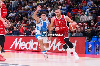 2024-10-06 - Stefano Tonut (EA7 Emporio Armani Olimpia Milano) & Stefano Trucchetti (Banco di Sardegna Sassari) - EA7 EMPORIO ARMANI MILANO VS BANCO DI SARDEGNA SASSARI - ITALIAN SERIE A - BASKETBALL