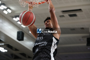 2024-10-05 - Dunk of Quinn Ellis of Dolomiti Energia Trentino during the match between Dolomiti Energia Trentino and Umana Reyer Venezia, regular season of LBA UnipolSai A1 Italian Basketball Championship 2024/2025 at il T Quotidiano Arena on October 5, 2024, Trento, Italy. - DOLOMITI ENERGIA TRENTINO VS UMANA REYER VENEZIA - ITALIAN SERIE A - BASKETBALL