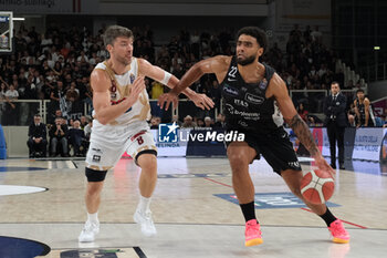 2024-10-05 - Anthony Lamb of Dolomiti Energia Trentino in action during the match between Dolomiti Energia Trentino and Umana Reyer Venezia, regular season of LBA UnipolSai A1 Italian Basketball Championship 2024/2025 at il T Quotidiano Arena on October 5, 2024, Trento, Italy. - DOLOMITI ENERGIA TRENTINO VS UMANA REYER VENEZIA - ITALIAN SERIE A - BASKETBALL