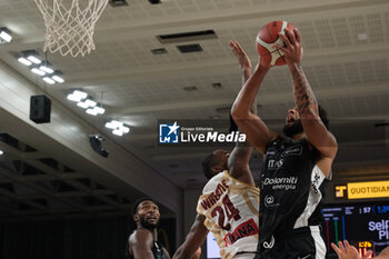 2024-10-05 - Anthony Lamb of Dolomiti Energia Trentino take the rebound during the match between Dolomiti Energia Trentino and Umana Reyer Venezia, regular season of LBA UnipolSai A1 Italian Basketball Championship 2024/2025 at il T Quotidiano Arena on October 5, 2024, Trento, Italy. - DOLOMITI ENERGIA TRENTINO VS UMANA REYER VENEZIA - ITALIAN SERIE A - BASKETBALL