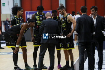 2024-10-06 - Vanoli Cremona - VANOLI BASKET CREMONA VS UNAHOTELS REGGIO EMILIA - ITALIAN SERIE A - BASKETBALL