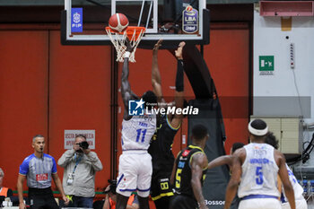 2024-10-06 - Mouhamed Faye (UnaHotels Reggio Emilia) - VANOLI BASKET CREMONA VS UNAHOTELS REGGIO EMILIA - ITALIAN SERIE A - BASKETBALL