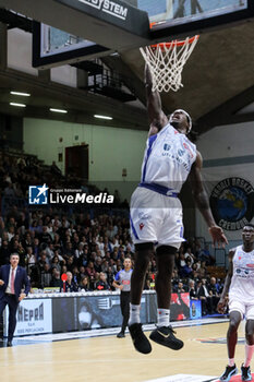 2024-10-06 - jaylen Barford (UnaHotels Reggio Emilia) - VANOLI BASKET CREMONA VS UNAHOTELS REGGIO EMILIA - ITALIAN SERIE A - BASKETBALL