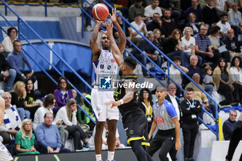 2024-10-06 - Jamar Smith (UnaHotels Reggio Emilia) - VANOLI BASKET CREMONA VS UNAHOTELS REGGIO EMILIA - ITALIAN SERIE A - BASKETBALL