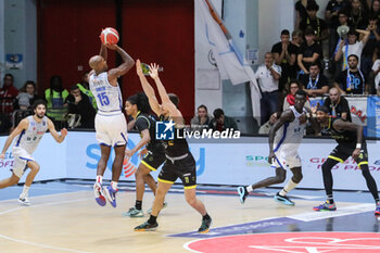 2024-10-06 - Jamar Smith (UnaHotels Reggio Emilia) - VANOLI BASKET CREMONA VS UNAHOTELS REGGIO EMILIA - ITALIAN SERIE A - BASKETBALL