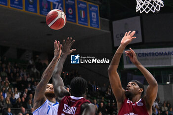 2024-10-05 - Actions of the game and players' images during the match between Nutribullet Treviso and Trapani Shark match at Palaverde - October 5, 2024, during the ITALIAN SERIE A Championship 2024/2025 - NUTRIBULLET TREVISO BASKET VS TRAPANI SHARK - ITALIAN SERIE A - BASKETBALL