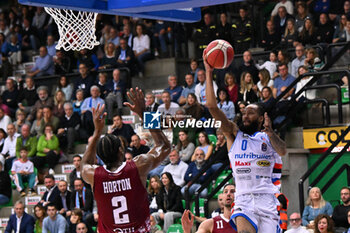 2024-10-05 - Actions of the game and players' images during the match between Nutribullet Treviso and Trapani Shark match at Palaverde - October 5, 2024, during the ITALIAN SERIE A Championship 2024/2025 - NUTRIBULLET TREVISO BASKET VS TRAPANI SHARK - ITALIAN SERIE A - BASKETBALL