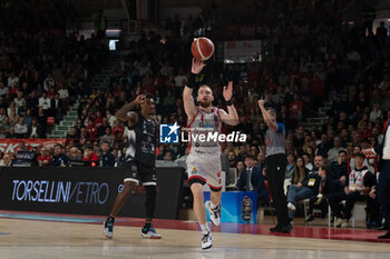 2024-10-06 - 04 Niccolo Mannion Openjobmetis Varese during the LBA Italy Championship match between Openjobmetis Varese vs Bertram Derthona Tortona , in Varese, Italy, on October 5, 2024 - OPENJOBMETIS VARESE VS BERTRAM DERTHONA TORTONA - ITALIAN SERIE A - BASKETBALL