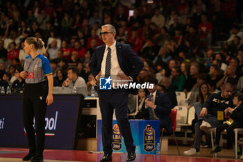 2024-10-06 - Head Coach Walter De Raffaele Bertram Derthona Tortona during the LBA Italy Championship match between Openjobmetis Varese vs Bertram Derthona Tortona , in Varese, Italy, on October 5, 2024 - OPENJOBMETIS VARESE VS BERTRAM DERTHONA TORTONA - ITALIAN SERIE A - BASKETBALL