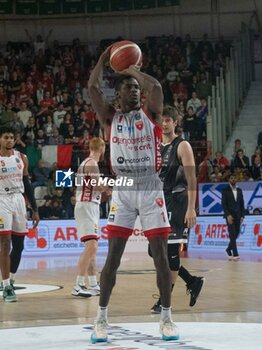 2024-10-06 - 01 Jordan Harris Openjobmetis Varese during the LBA Italy Championship match between Openjobmetis Varese vs Bertram Derthona Tortona , in Varese, Italy, on October 5, 2024 - OPENJOBMETIS VARESE VS BERTRAM DERTHONA TORTONA - ITALIAN SERIE A - BASKETBALL