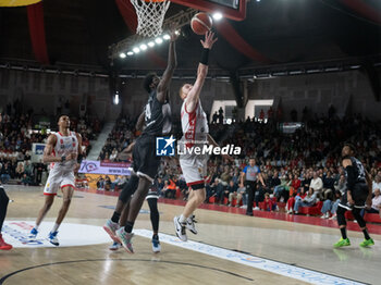 2024-10-06 - 04 Niccolo Mannion Openjobmetis Varese during the LBA Italy Championship match between Openjobmetis Varese vs Bertram Derthona Tortona , in Varese, Italy, on October 5, 2024 - OPENJOBMETIS VARESE VS BERTRAM DERTHONA TORTONA - ITALIAN SERIE A - BASKETBALL