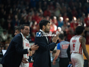 2024-10-06 - Head Coach Herman Mandole Openjobmetis Varese during the LBA Italy Championship match between Openjobmetis Varese vs Bertram Derthona Tortona , in Varese, Italy, on October 5, 2024 - OPENJOBMETIS VARESE VS BERTRAM DERTHONA TORTONA - ITALIAN SERIE A - BASKETBALL