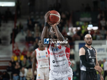 2024-10-06 - 44 Gabe Brown Openjobmetis Varese during the LBA Italy Championship match between Openjobmetis Varese vs Bertram Derthona Tortona , in Varese, Italy, on October 5, 2024 - OPENJOBMETIS VARESE VS BERTRAM DERTHONA TORTONA - ITALIAN SERIE A - BASKETBALL