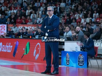 2024-10-06 - Head Coach Walter De Raffaele Bertram Derthona Tortona during the LBA Italy Championship match between Openjobmetis Varese vs Bertram Derthona Tortona , in Varese, Italy, on October 5, 2024 - OPENJOBMETIS VARESE VS BERTRAM DERTHONA TORTONA - ITALIAN SERIE A - BASKETBALL