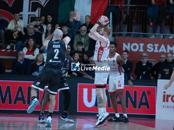 2024-10-06 - 04 Niccolo Mannion Openjobmetis Varese during the LBA Italy Championship match between Openjobmetis Varese vs Bertram Derthona Tortona , in Varese, Italy, on October 5, 2024 - OPENJOBMETIS VARESE VS BERTRAM DERTHONA TORTONA - ITALIAN SERIE A - BASKETBALL