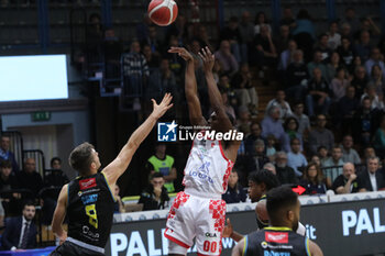 2024-10-13 - Semaj Christon (Estra Pistoia) - VANOLI BASKET CREMONA VS ESTRA PISTOIA - ITALIAN SERIE A - BASKETBALL