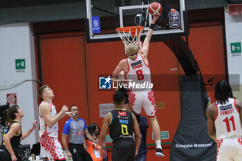 2024-10-13 - Maverik Lewis Rowan (Estra Pistoia) - VANOLI BASKET CREMONA VS ESTRA PISTOIA - ITALIAN SERIE A - BASKETBALL