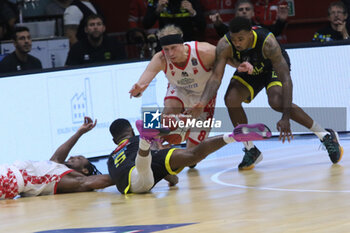 2024-10-13 - Corey Davis (Vanoli Cremona) - VANOLI BASKET CREMONA VS ESTRA PISTOIA - ITALIAN SERIE A - BASKETBALL