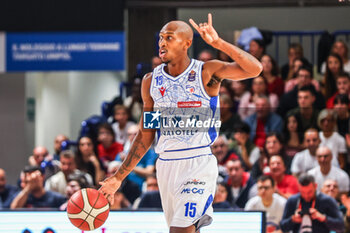 2024-10-12 - Jamar Smith ((Unahotels Reggio Emilia) - UNAHOTELS REGGIO EMILIA VS NUTRIBULLET TREVISO BASKET - ITALIAN SERIE A - BASKETBALL