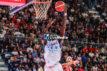 2024-10-12 - Mouhamed Faye (Unahotels Reggio Emilia) - UNAHOTELS REGGIO EMILIA VS NUTRIBULLET TREVISO BASKET - ITALIAN SERIE A - BASKETBALL