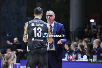 2024-10-12 - De Raffaele Walter (head coach Bertram Derthona Basket Tortona) and # 13 Tommaso Baldasso (Bertram Derthona Basket Tortona) - BERTRAM DERTHONA TORTONA VS PALLACANESTRO TRIESTE - ITALIAN SERIE A - BASKETBALL