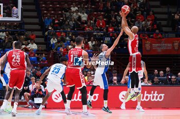 2024-10-13 - Shavon Shields (EA7 Emporio Armani Olimpia Milano) - EA7 EMPORIO ARMANI MILANO VS GERMANI BRESCIA - ITALIAN SERIE A - BASKETBALL